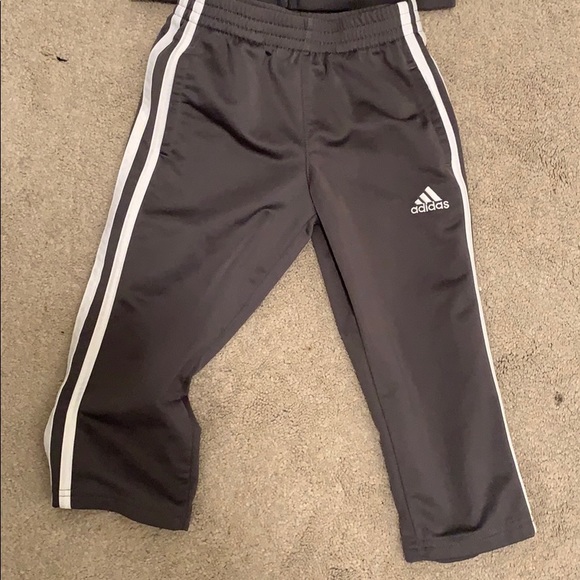Toddler Adidas Track Suit - Picture 2 of 6